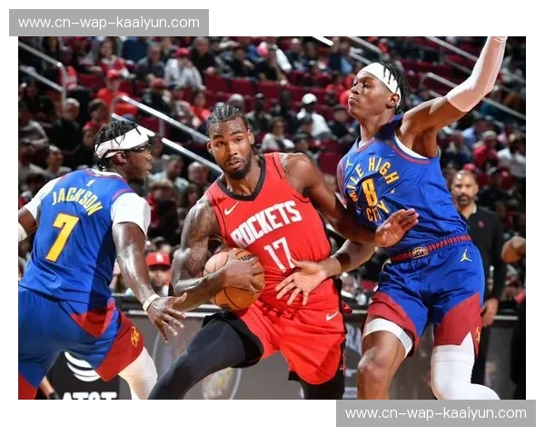 阿门·汤普森场均37.3分钟出场 火箭为冲击前四减少新秀轮换 阿门·汤普森场均37.3分钟出场 火箭为冲击前四减少新秀轮换